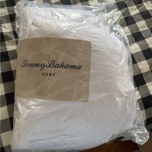 Tommy Bahama White Blanket